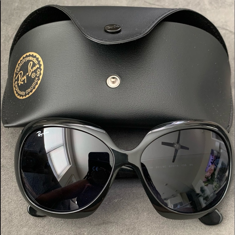 Jackie Ohhh Ray Ban sunnies